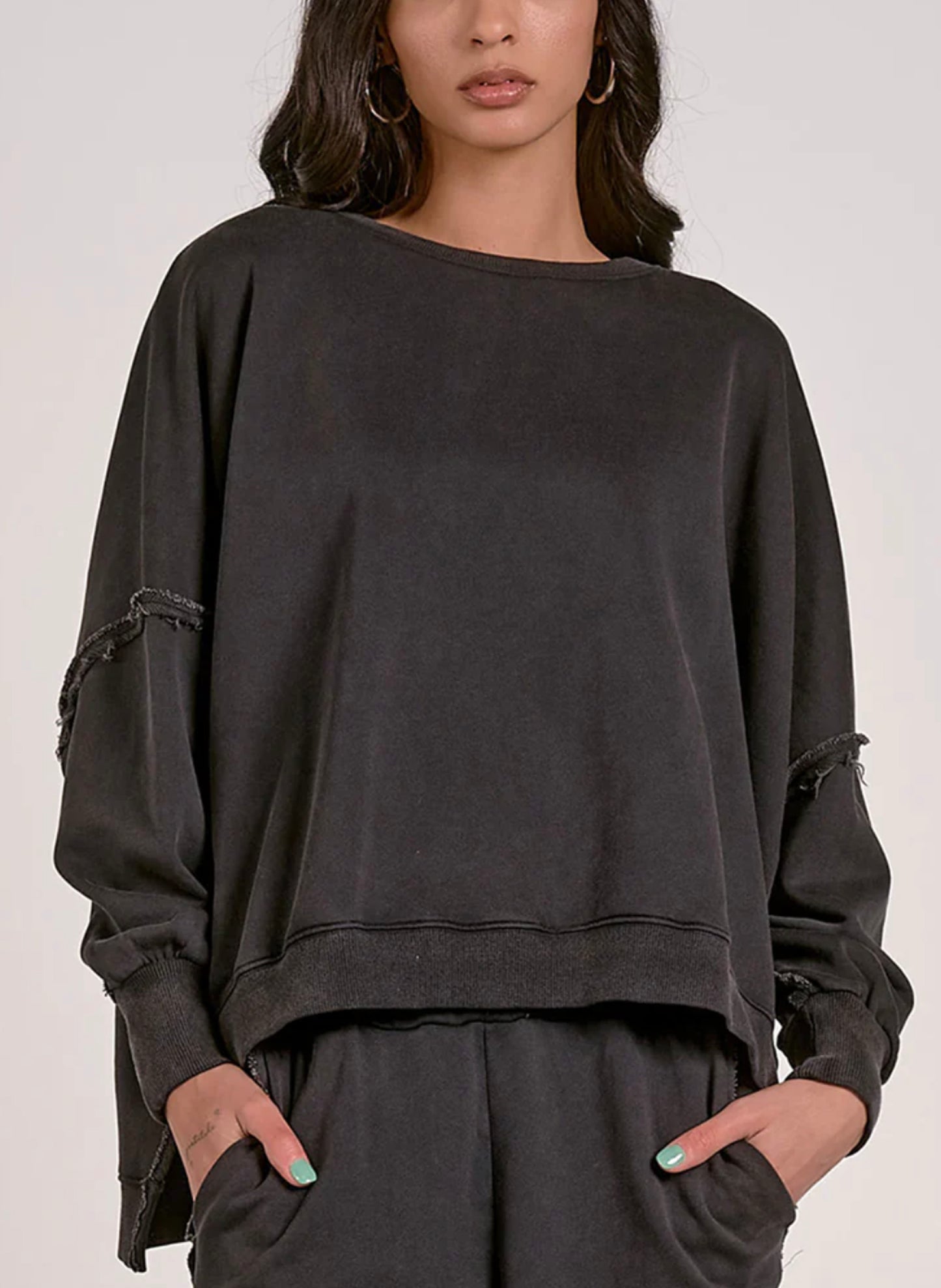 Elan Elan - Crew Sweatshirt Oversized - Black available at The Good Life Boutique