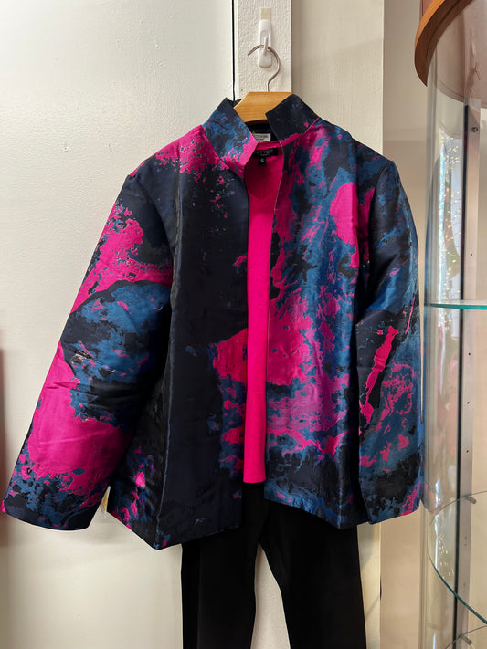 Grace Chuang Short Open Abstract Print Puckered JKT - Navy/Fuchsia available at The Good Life Boutique
