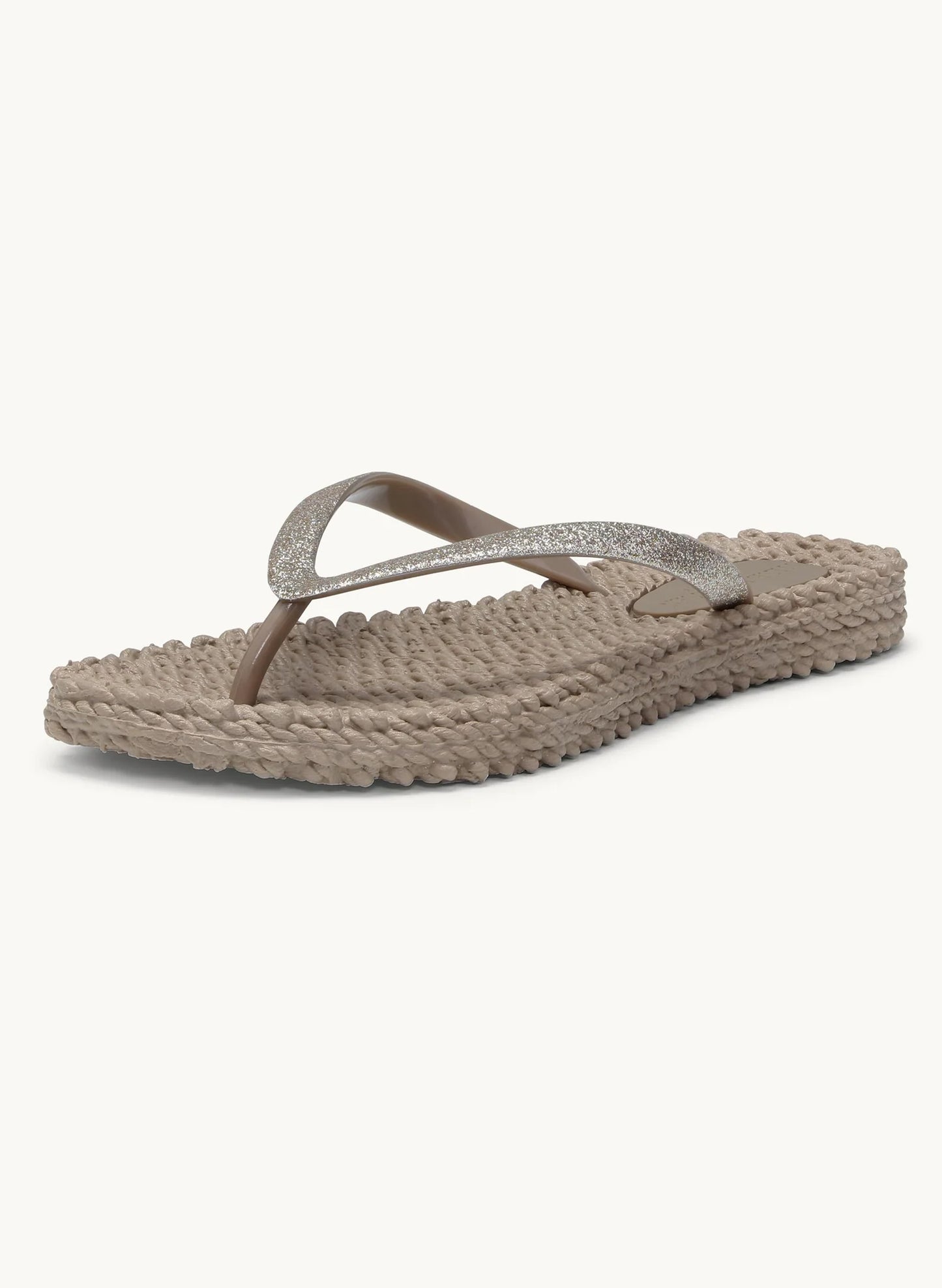Lines of Denmark Ilse Jacobsen - Cheerful Flip-flops - Atmosphere available at The Good Life Boutique
