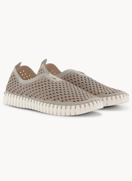 Lines of Denmark Ilse Jacobsen Tulip Slip-on with White Sole - Atmosphere available at The Good Life Boutique