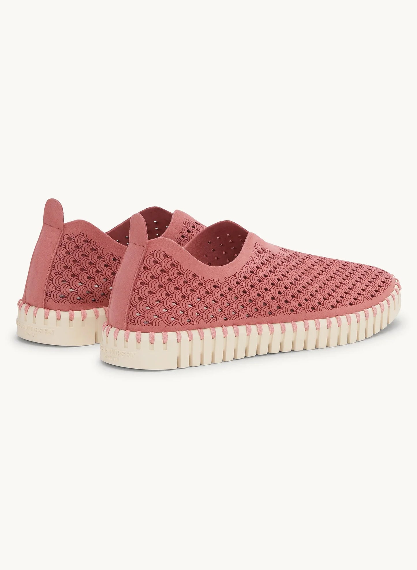 Ilse Jacobsen Tulip Slip-on with White Sole - Rouge