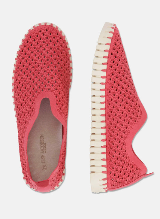 Lines of Denmark Ilse Jacobsen Tulip Slip-on with White Sole - Viva Magenta available at The Good Life Boutique
