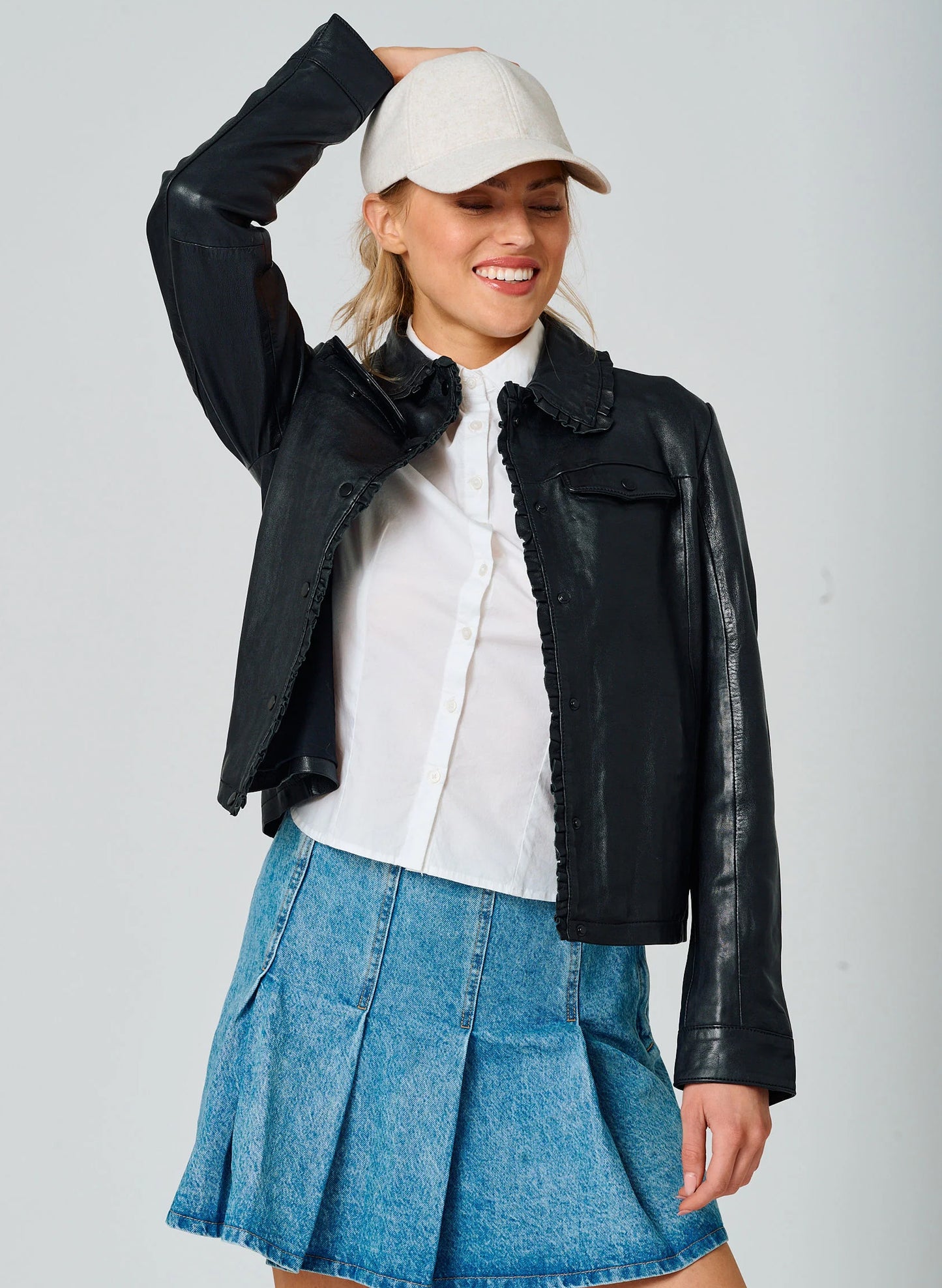 Mauritius - Ruffle Detail Woman's Jacket - Black