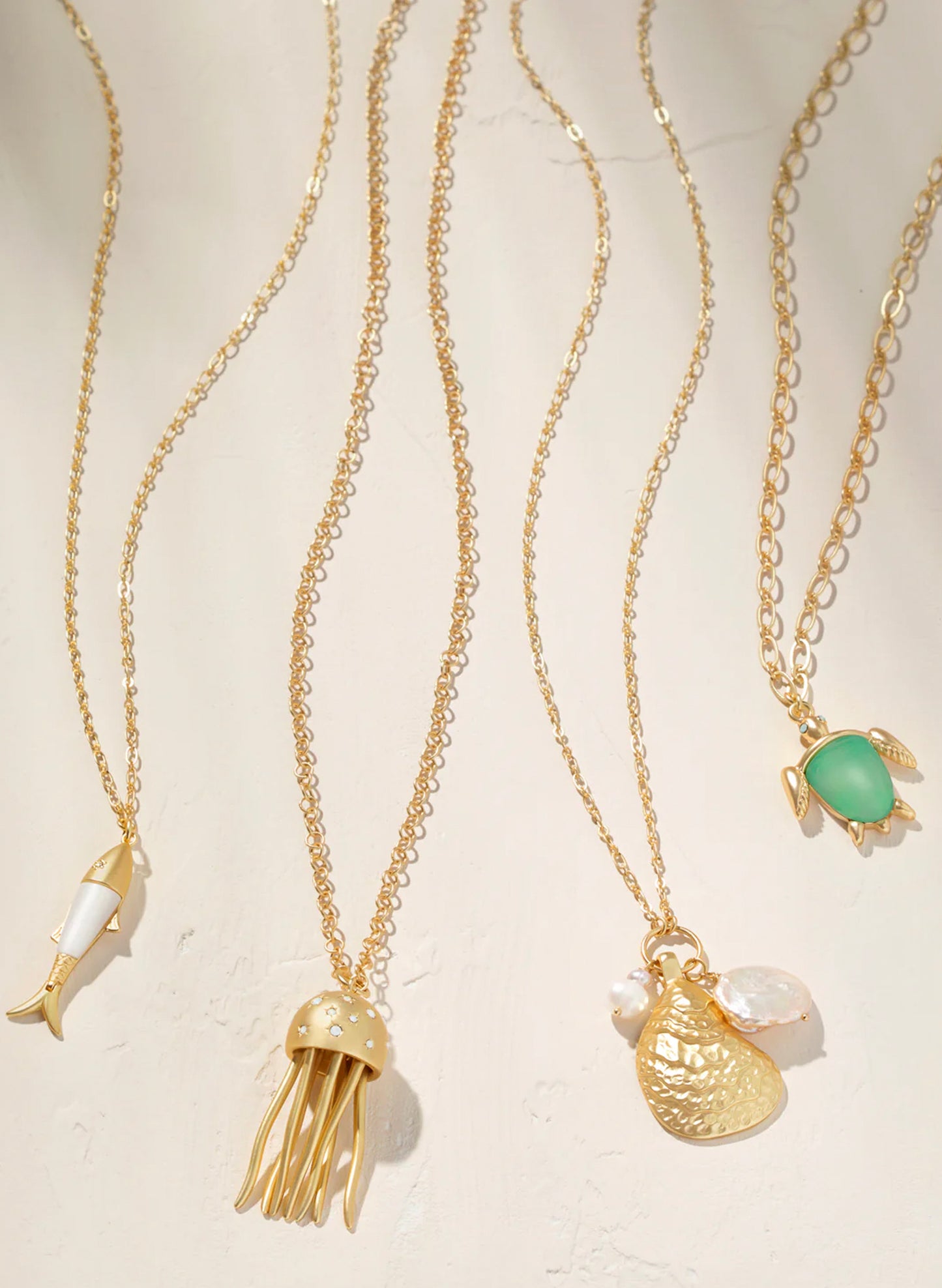 Oyster Necklace 32" Pearl