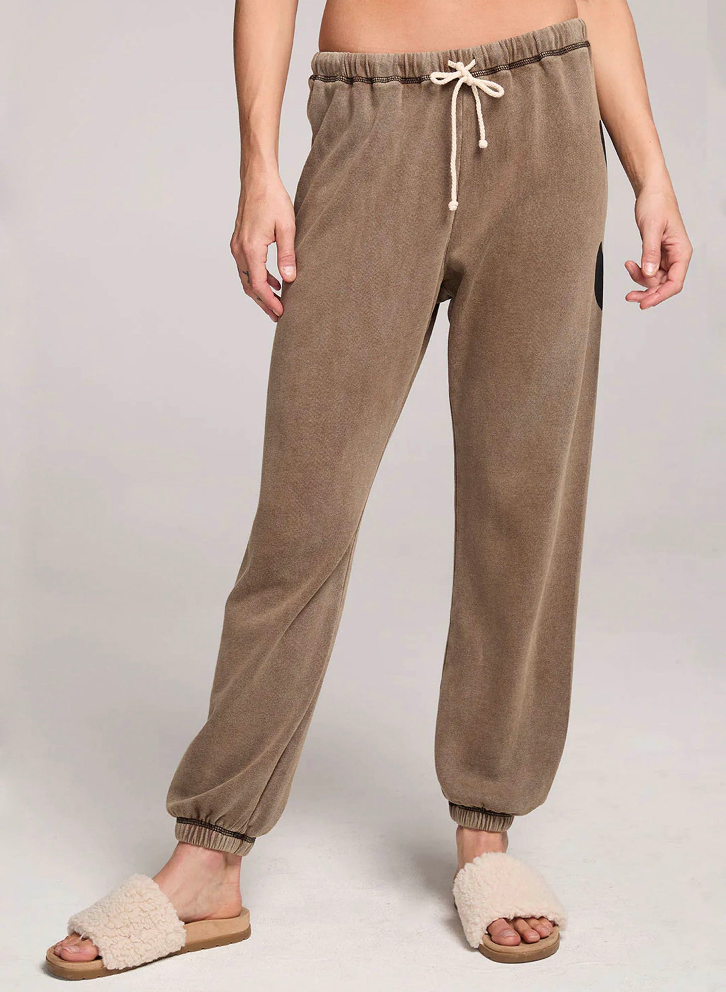 Saltwater Luxe Saltwater Luxe Elara Jogger Pants - Olive available at The Good Life Boutique