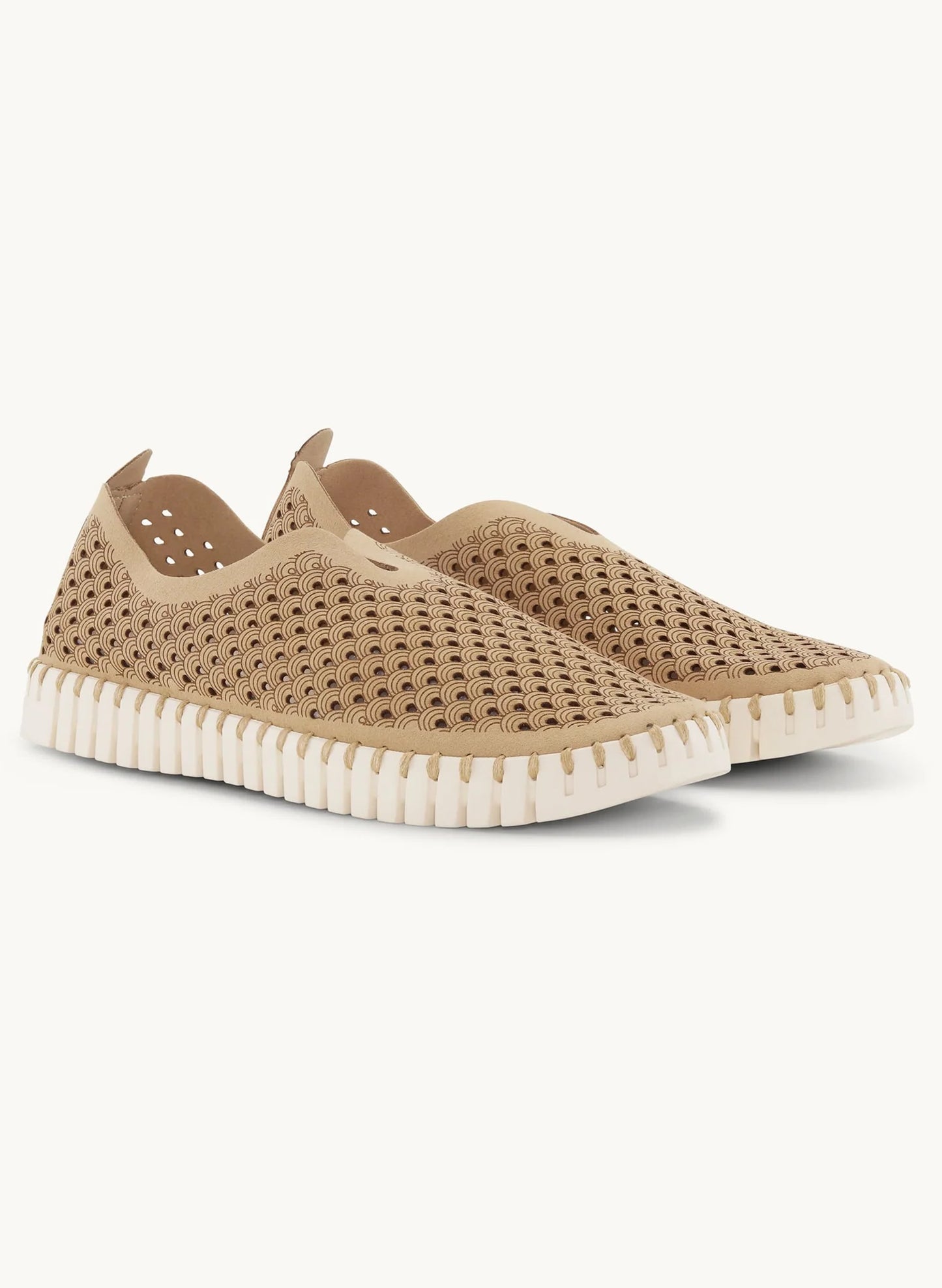 Ilse Jacobsen Tulip Slip-on with White Sole - Latte