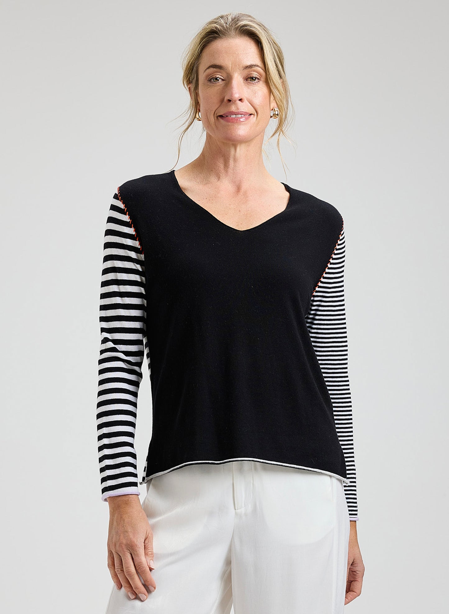 Zaket & Plover - Varied Stripe Vee - Black