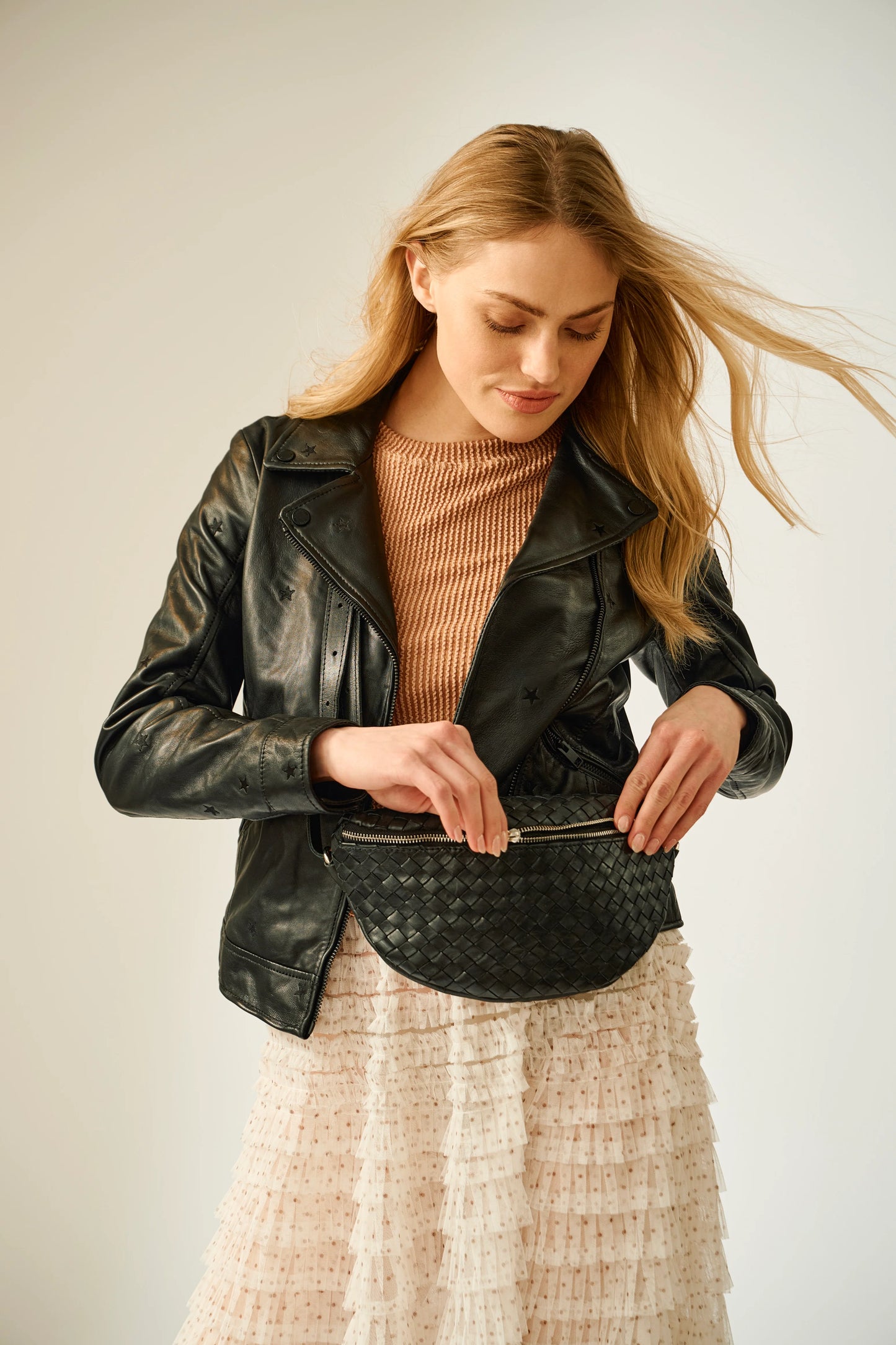 Mauritius - Parker Crossbody - Black